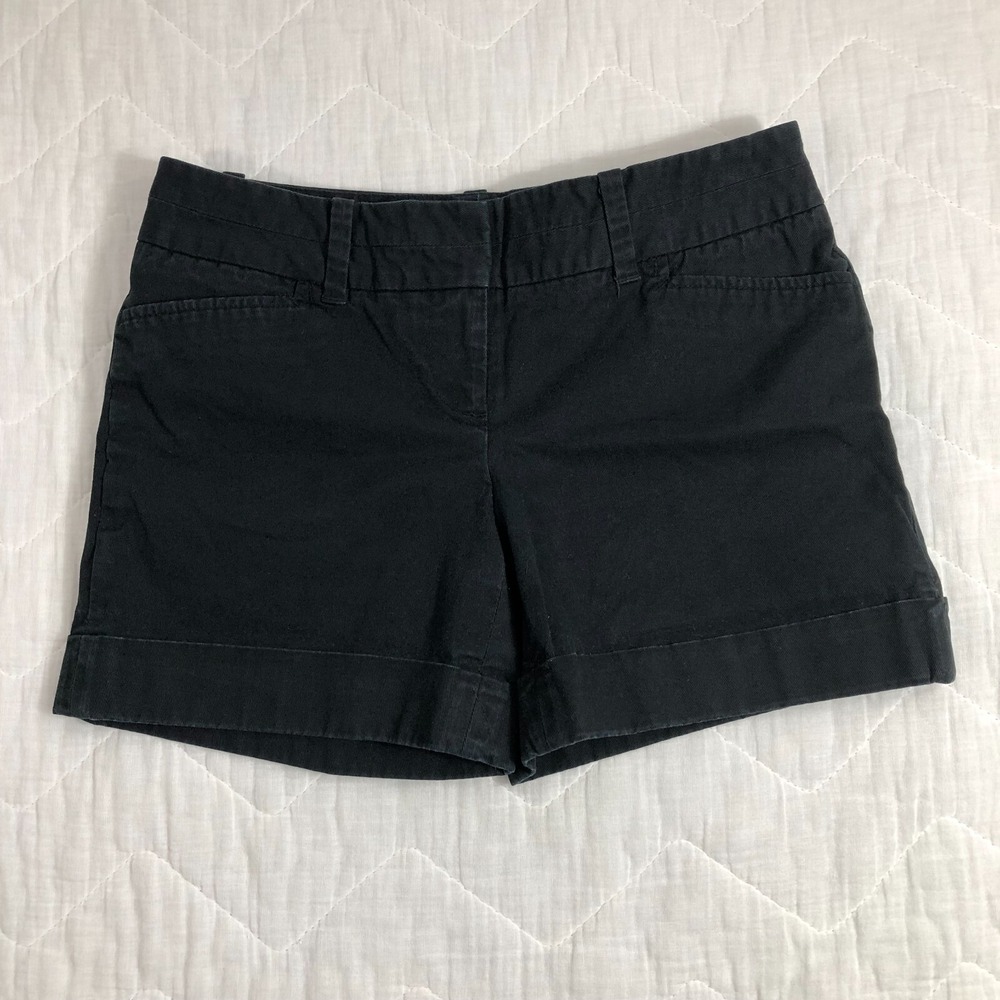 The Limited Shorts Women's Size 2 Black Drew Fit Cuffed 4.5" Inseam Low‎ Rise